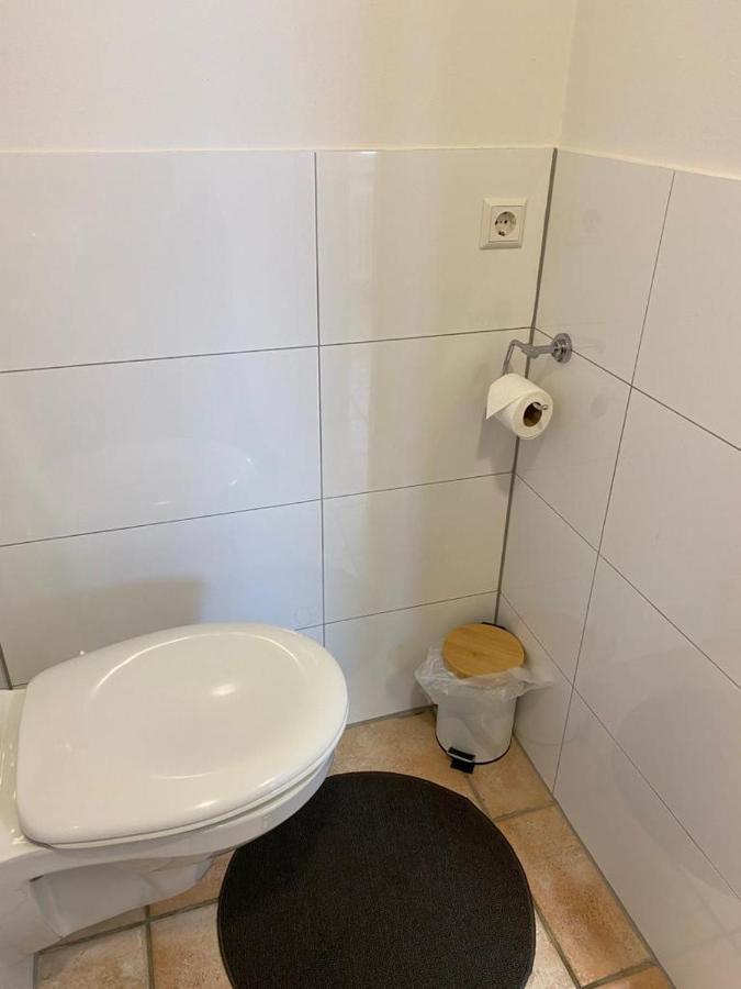 Ferienwohnung Monteurzimmer Karlsruhe Esterno foto
